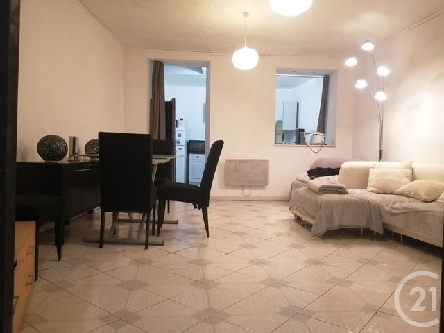 Appartement F3 à vendre - 3 pièces - 71.37 m2 - LE PLESSIS BELLEVILLE - 60 - PICARDIE - Century 21 Saint Pathus Immobilier